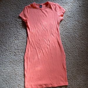 Women’s ribbed peach dress size small (4)